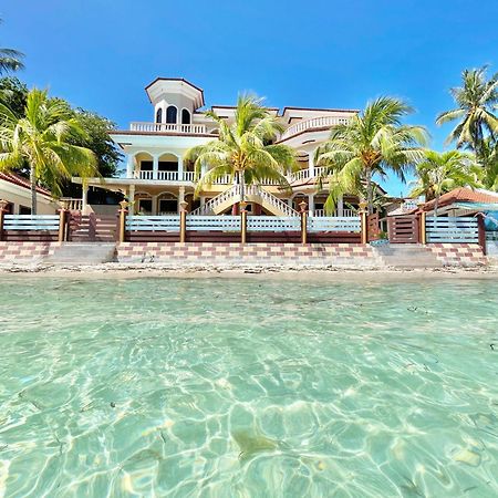 Casaroyal Beachfront Siquijor Kültér fotó